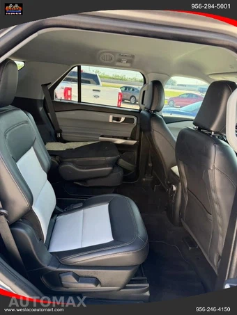 2023 Ford Explorer XLT - miniatura 22