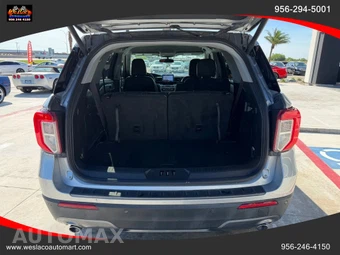 2023 Ford Explorer XLT - miniatura 6