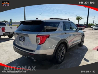 2023 Ford Explorer XLT - miniatura 7