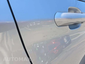2023 Ford Explorer XLT - miniatura 22