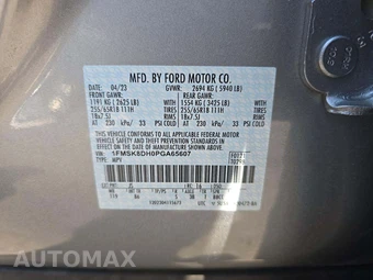 2023 Ford Explorer XLT - miniatura 5