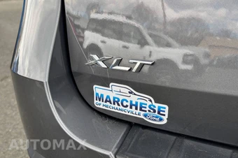 2023 Ford Explorer XLT - miniatura 15