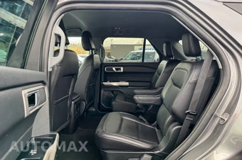 2023 Ford Explorer XLT - miniatura 20