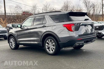 2023 Ford Explorer XLT - miniatura 5
