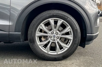 2023 Ford Explorer XLT - miniatura 9