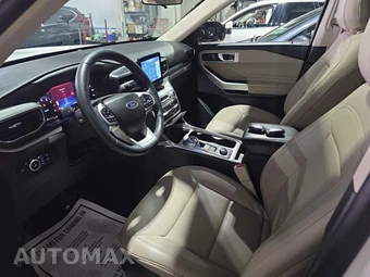 2023 Ford Explorer XLT - miniatura 13