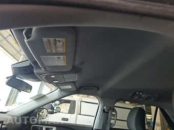 2023 Ford Explorer XLT - miniatura 18