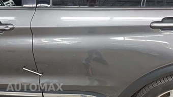 2023 Ford Explorer XLT - miniatura 26
