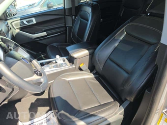 2023 Ford Explorer XLT - miniatura 6