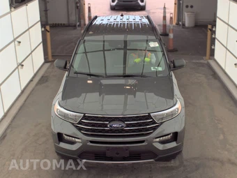 2023 Ford Explorer XLT - miniatura 2