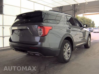2023 Ford Explorer XLT - miniatura 4