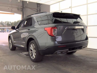 2023 Ford Explorer XLT - miniatura 6