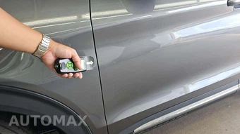 2023 Ford Explorer XLT - miniatura 26