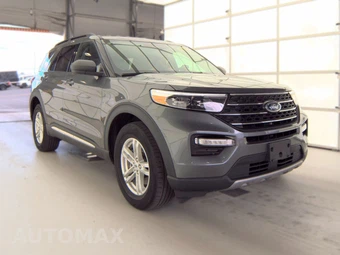 2023 Ford Explorer XLT - miniatura 3