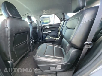 2023 Ford Explorer XLT - miniatura 9