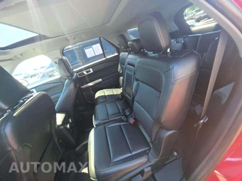2023 Ford Explorer XLT - miniatura 13