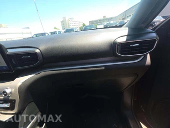2023 Ford Explorer XLT - miniatura 20