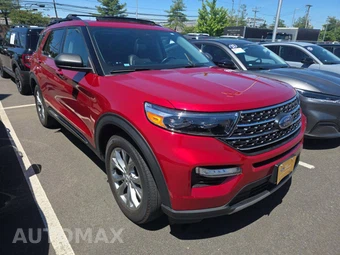 2023 Ford Explorer XLT - miniatura 4