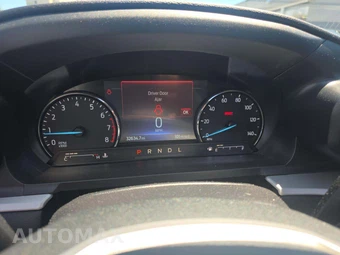 2023 Ford Explorer XLT - miniatura 9