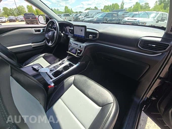 2023 Ford Explorer XLT - miniatura 16