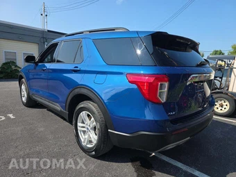 2023 Ford Explorer XLT - miniatura 2