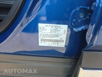 2023 Ford Explorer XLT - miniatura 5