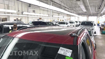 2023 Ford Explorer XLT - miniatura 12