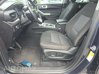 2023 Ford Explorer XLT - miniatura 3