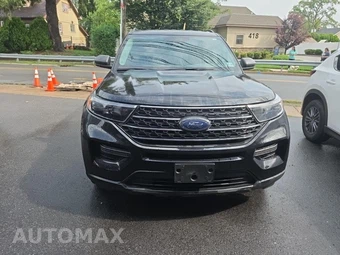 2023 Ford Explorer XLT - miniatura 2