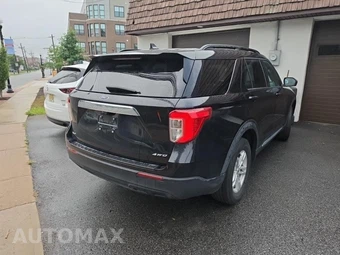 2023 Ford Explorer XLT - miniatura 4