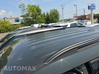 2023 Ford Explorer XLT - miniatura 12