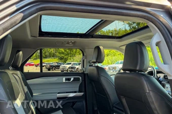 2023 Ford Explorer XLT - miniatura 15