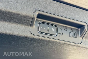 2023 Ford Explorer XLT - miniatura 20
