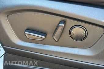 2023 Ford Explorer XLT - miniatura 26