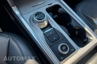 2023 Ford Explorer XLT - miniatura 35
