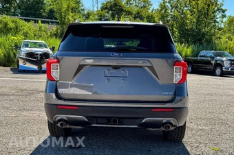 2023 Ford Explorer XLT - miniatura 4