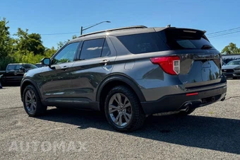 2023 Ford Explorer XLT - miniatura 5