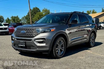 2023 Ford Explorer XLT - miniatura 7