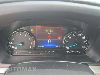 2023 Ford Explorer XLT - miniatura 9