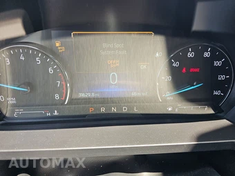 2023 Ford Explorer XLT - miniatura 12