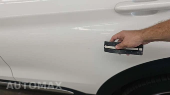 2023 Ford Explorer XLT - miniatura 30