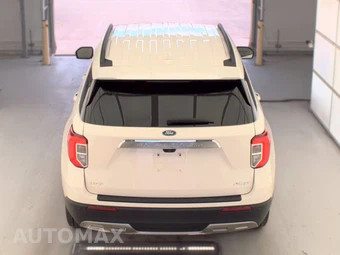 2023 Ford Explorer XLT - miniatura 5