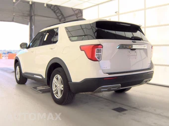 2023 Ford Explorer XLT - miniatura 6