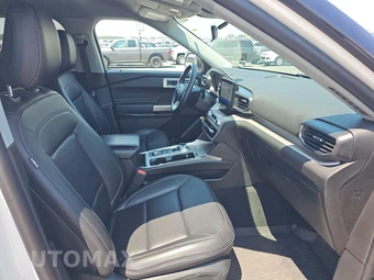 2023 Ford Explorer XLT - miniatura 8