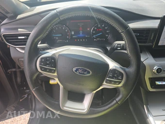 2023 Ford Explorer XLT - miniatura 10