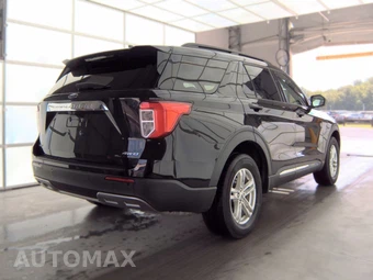 2023 Ford Explorer XLT - miniatura 4