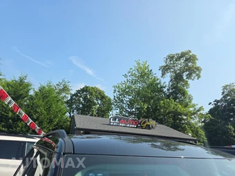 2023 Ford Explorer XLT - miniatura 12