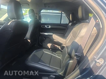 2023 Ford Explorer XLT - miniatura 16