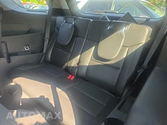 2023 Ford Explorer XLT - miniatura 17