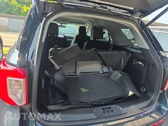 2023 Ford Explorer XLT - miniatura 20
